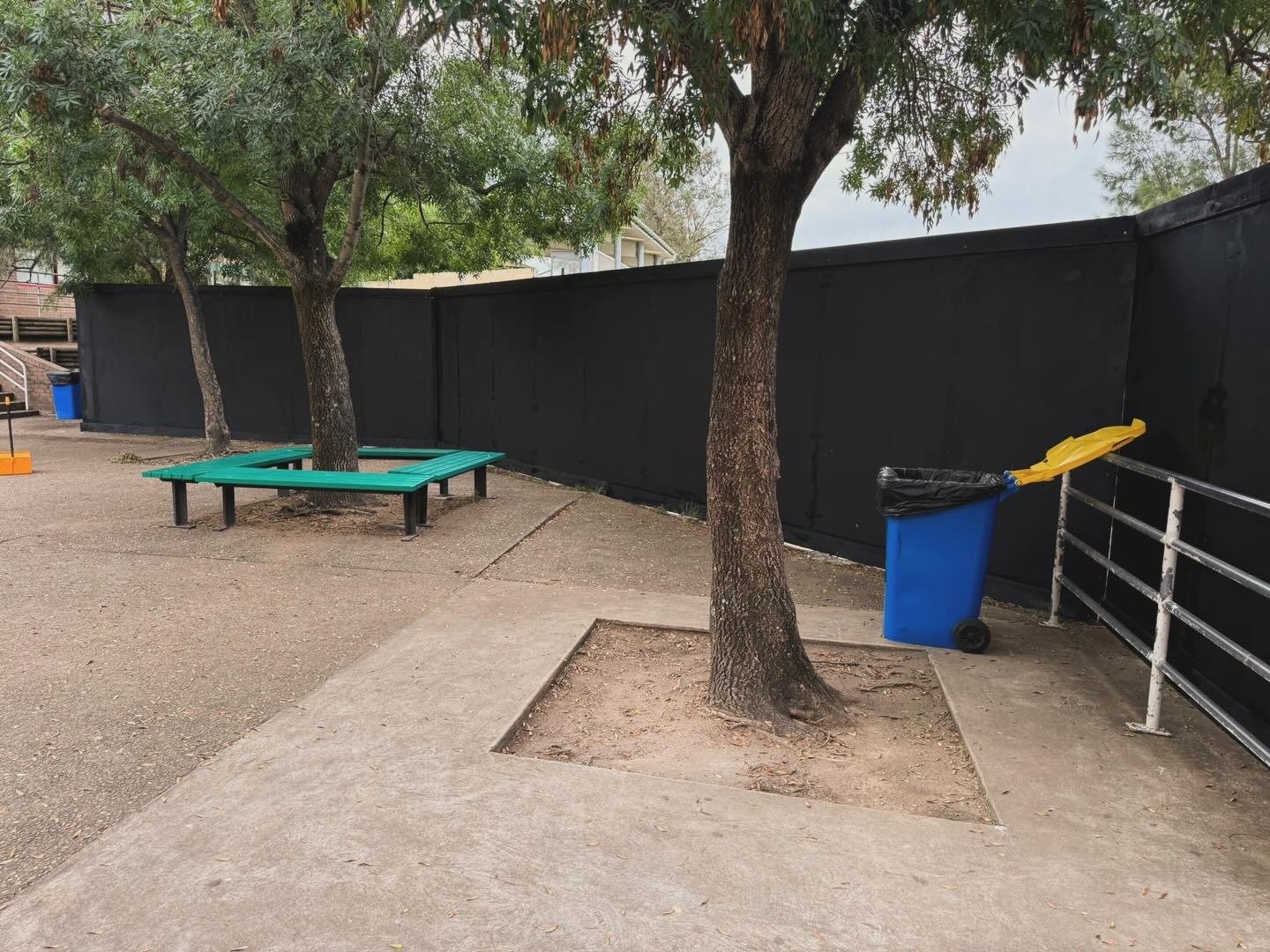 Installation of Hoarding Fence Growbuilt in NSW